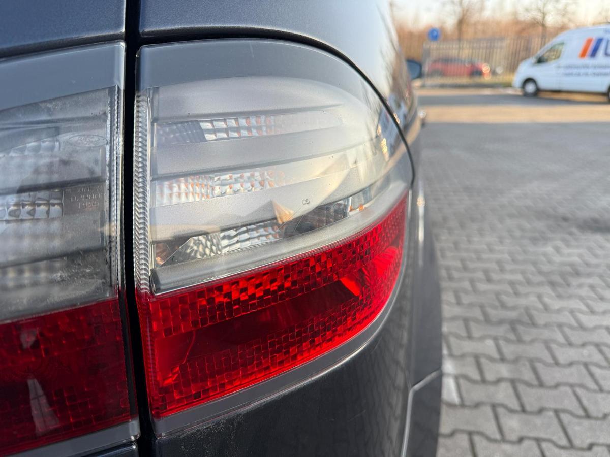 Ford S Max WA6 original R&uuml;cklicht R&uuml;ckleuchte au&szlig;en rechts Vorfacelift BJ09